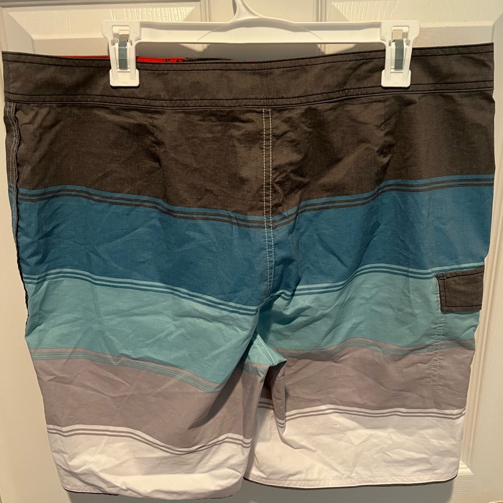 Bathing suit - Picture 2 of 2